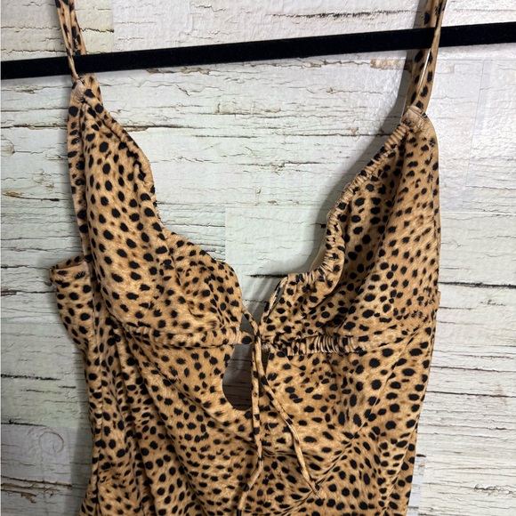 Shade and shore one piece swimsuit medium subtle animal leopard print - Picture 3 of 6